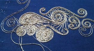 « 從老里昂發跡的頂級刺繡工藝» – 法國刺繡名家Elisabeth Roulleau « 從老里昂發跡的頂級刺繡工藝» – 法國刺繡名家Elisabeth Roulleau